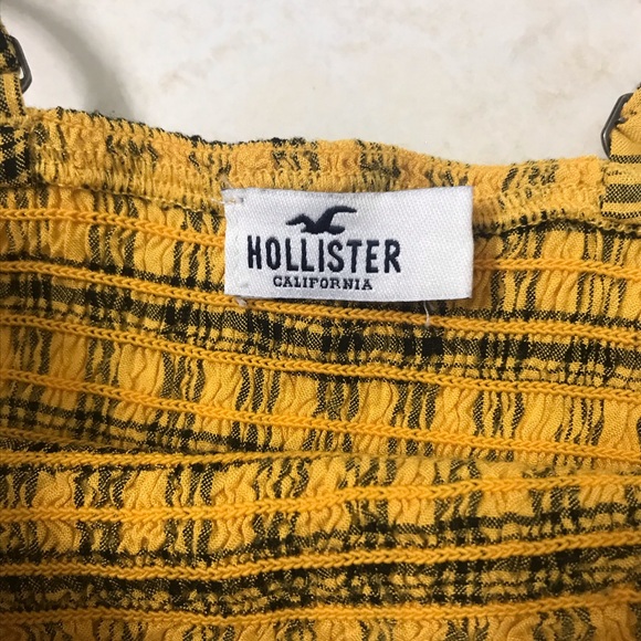 Adorable Holister tank top - Picture 3 of 3